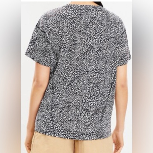 Lou & Grey Top Stitch Cheetah Print Jersey Tee Sz XL - Picture 11 of 11
